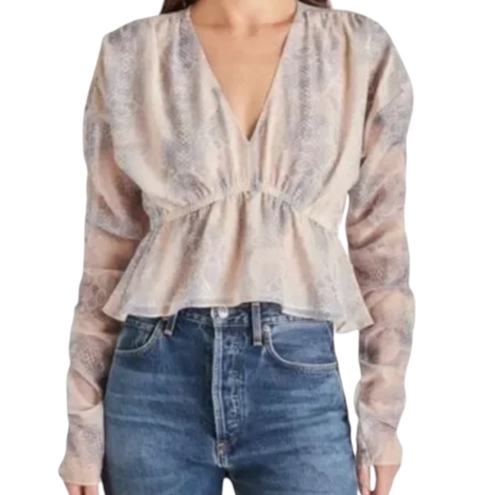 Steve Madden Snakeskin Print Shirred Crop Peplum Top – Natural Grey Chiffon